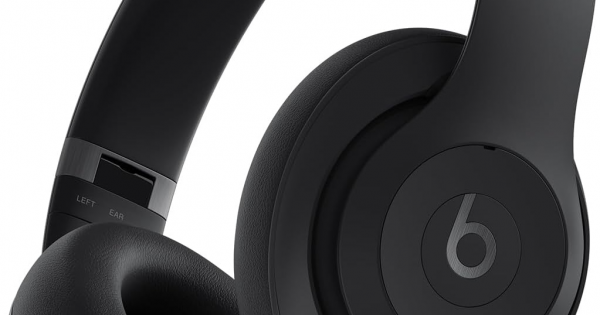 Dealmonday | Beats Studio Pro Wireless Headphones with Bluetooth